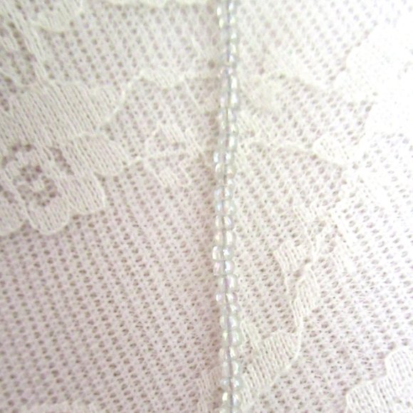 Pearl & rhinestone snowflake pendant necklace - Picture 6 of 9